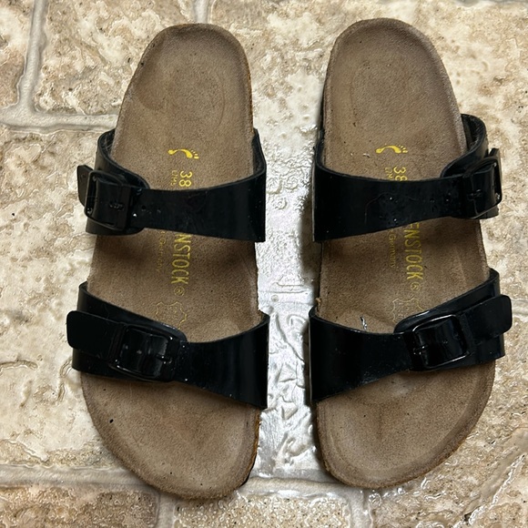 Birkenstock Arizona Sandal - Picture 1 of 8